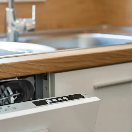 Apartament Roni + Besplatan Parking